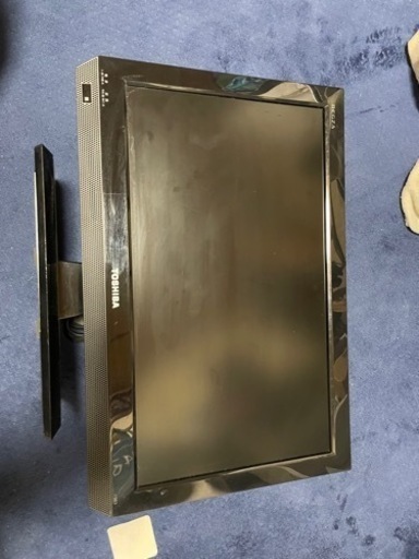 液晶カラーテレビ