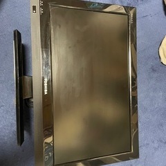 液晶カラーテレビ