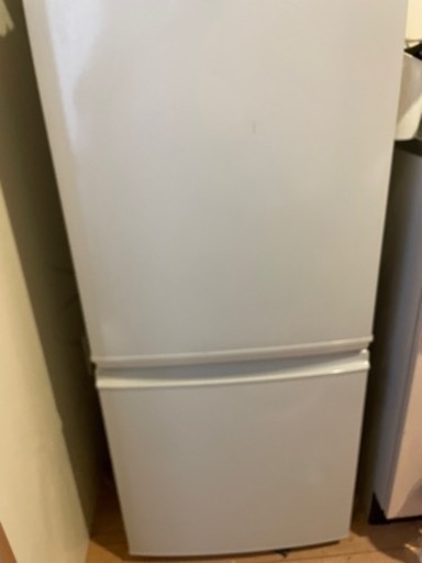 シャープ137L 2013年製冷蔵庫
