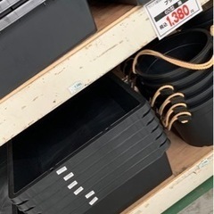 コンテナ、プラ箱、タライ、湯船、トロ舟等、60リットル以上水の入る容器