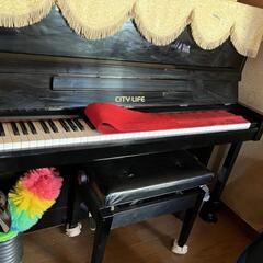 アップライトピアノ