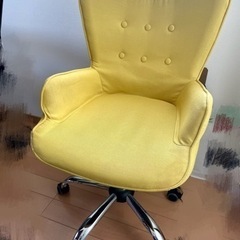 Lowyaオフィスチェア　状態良好1万円で購入の画像