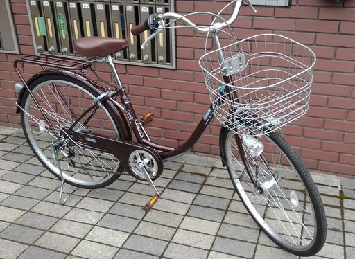 26 inchシティーサイクル 6段変速 オートライト  コゲ茶 ほぼ新品  定価￥32600