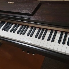 美品　YAMAHA 電子ピアノ 2005年製の画像