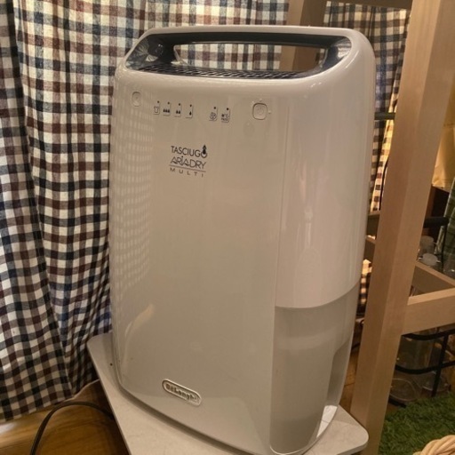 衣類乾燥除湿機　デロンギ　DEX16FJ