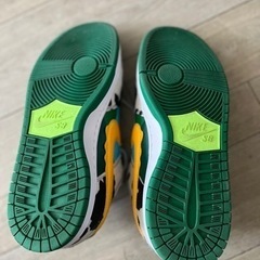 【値引き可】BEN & JERRY’S × NIKE SB DUNK LOW PRO "CHUNKY DUNKY"の画像