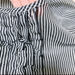 ※決定進行中【美品】SOUP 4千数百円ブラウス 7分袖 M （2ウェイ）写真追加！フォーマルにもの画像