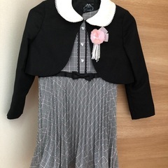 卒園式の服の画像