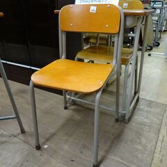 商談中残り1台！　イチムラ　コクヨ　学校机＆椅子【愛品倶楽部柏店】の画像