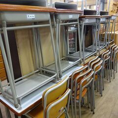 商談中残り1台！　イチムラ　コクヨ　学校机＆椅子【愛品倶楽部柏店】の画像