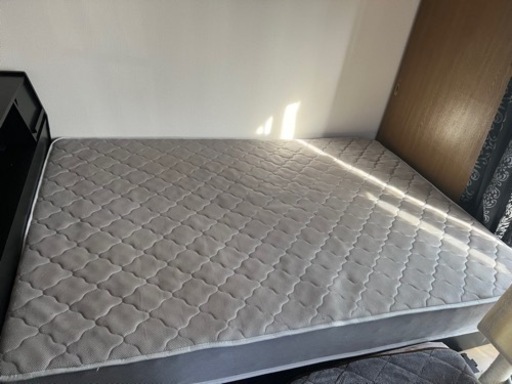 取引先決まりました♡ダブルベッド 黒 マットレス付き