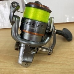 SHIMANO  エルフ C3000   SE01E   リサイ...