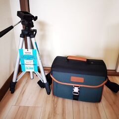 カメラ•ビデオ専用コンパクト四段三脚/ 一眼レフカメラ用カバン
