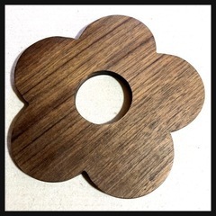 ご購入者様決定꒰未使用꒱胡桃鍋敷き 薄茶インテリア雑貨キッチンツール くるみモダンアンティークの画像