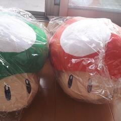 大きいマリオのキノコ２つ