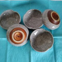 ⑧オシャレな形の小鉢5枚