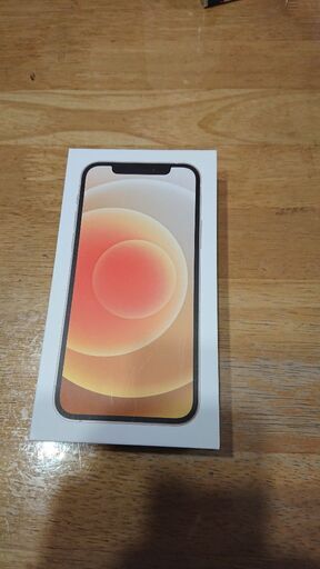 【新品未使用】Apple iPhone12 64GB 白/White ドコモ版SIMフリー
