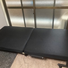 折りたたみ式ベッド　差し上げます