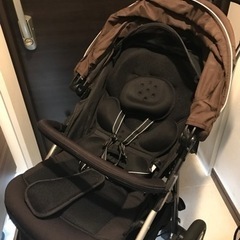 ベビーカー　エアタイヤ