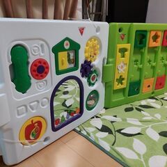 はらぺこあおむし、普通のベビーサークル2つセット