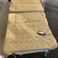 電動リクライニングベッド