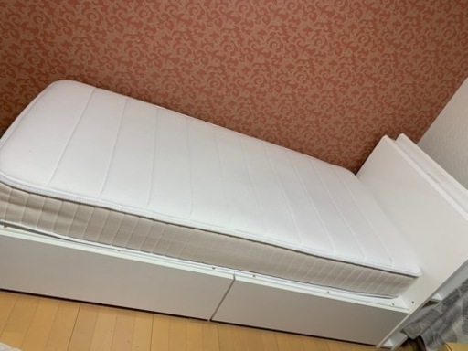 【美品】シングルベッドフレーム、マットレス　引き取りに来ていただける方のみ