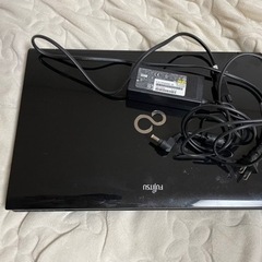 富士通　ノートパソコン