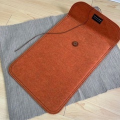 buzz-house design. MacBookAirフェル...