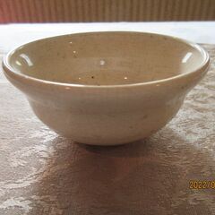 陶器（梅）の画像