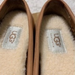 【値下げ】ugg  モカシン 24.5cm  ツインソール　ほぼ新品の画像