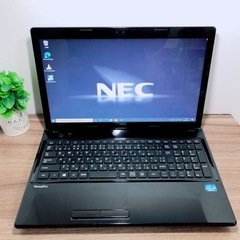 お買得♡♡♡オススメ光沢ブラックNECパソコン お買得♡♡♡オススメ光沢ブラックNECパソコン