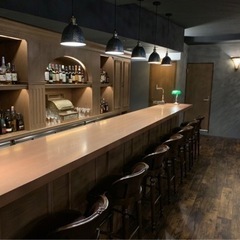 ホールスタッフ緊急募集！！