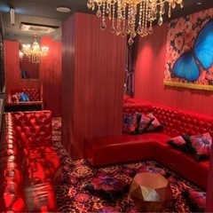 ホールスタッフ緊急募集！！の画像