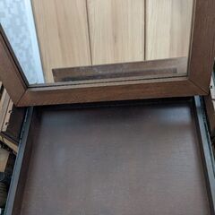 ロウヤのドレッサーになります。の画像