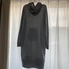 大きいサイズ　パーカー　タグなし　たぶん4XLの画像