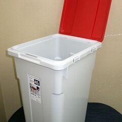 売却済み【取りに来ていただける方】コーナン★連結分別ペール45★ダストボックス(1Z0301）140の画像
