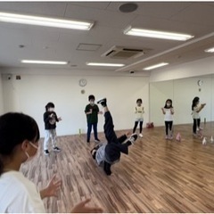 キッズ向け初めてのブレイクダンスワークショップ開催！の画像