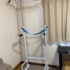 【取引決定】チンニングスタンド　ぶら下がり健康器　懸垂マシン