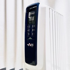 デロンギ DeLonghi QSD0712-MB オイルヒーター 3～8畳 ドラゴンデジタルスマート 1200Wの画像
