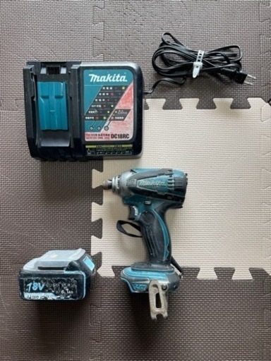 マキタ純正14.4Vインパクトドライバー本体のみとマキタ純正急速充電器と18V6.0Ahリチウムイオンバッテリーセットで売ります⁉️