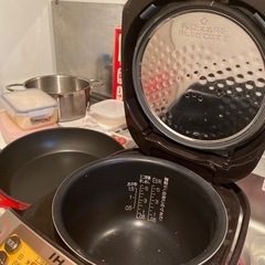 炊飯器の画像