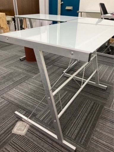 【美品】おしゃれL字型事務机　ガラス天板 パソコンデスク L型 デスク 強化ガラス ワークデスク スライド キーボード シンプル 机 パソコンデスク PCデスク