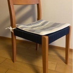 イス　二脚セット
