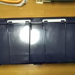 大型72L❗️キャスター付クーラーボックス美品❗️の画像