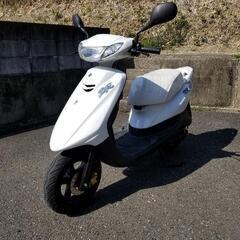 ヤマハ ジョグ ZR仕様！ 2015年式 エナメルシート張り替え...