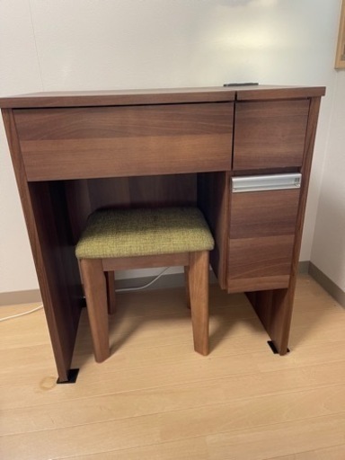 ナフコトゥーワンスタイル　ドレッサー&椅子