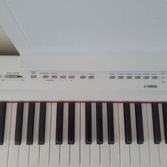 ヤマハ　デジタルピアノ　ホワイト　p-125の画像