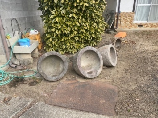 石臼　メダカ飼育容器