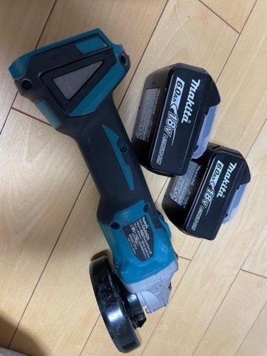 makitaグラインダー　GA404DN