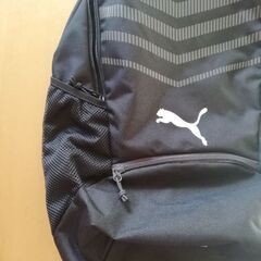 【新品】PUMA　リュック　黒の画像